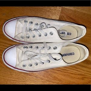 Low Top all white converse